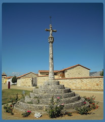 Traspeña de la Peña (Palencia). Cruz de término