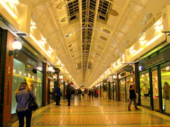 S.Africa. Cape Town, Waterfront Mall