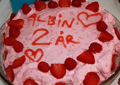 Albin 2 år