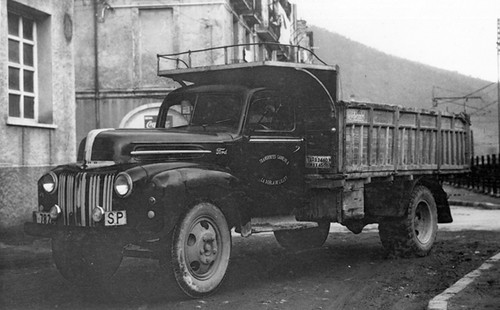 Ford de TRANSPORTS CAPDEVILA de Ripoll (Ripollès)