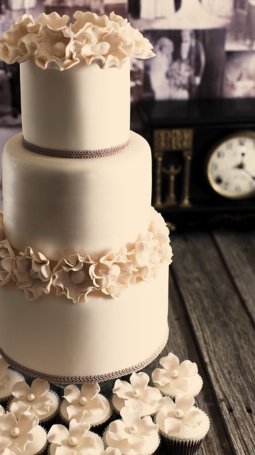 Vintageinspired three tier wedding cake