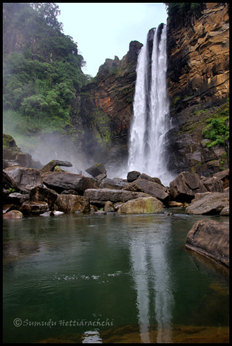 Lakshapana Falls by sumsbond007