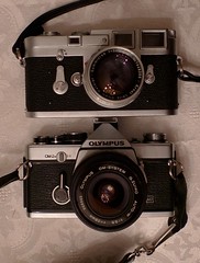 Leica M3 vs Olympus OM-2n