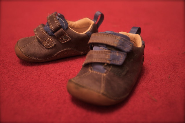 For sale: baby shoes, never worn (Ernest Hemingway)