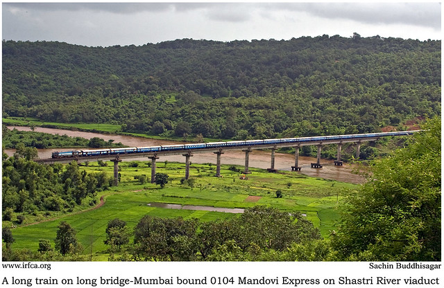 Konkan Railway Mandovi Express on the Shastri River viaduct