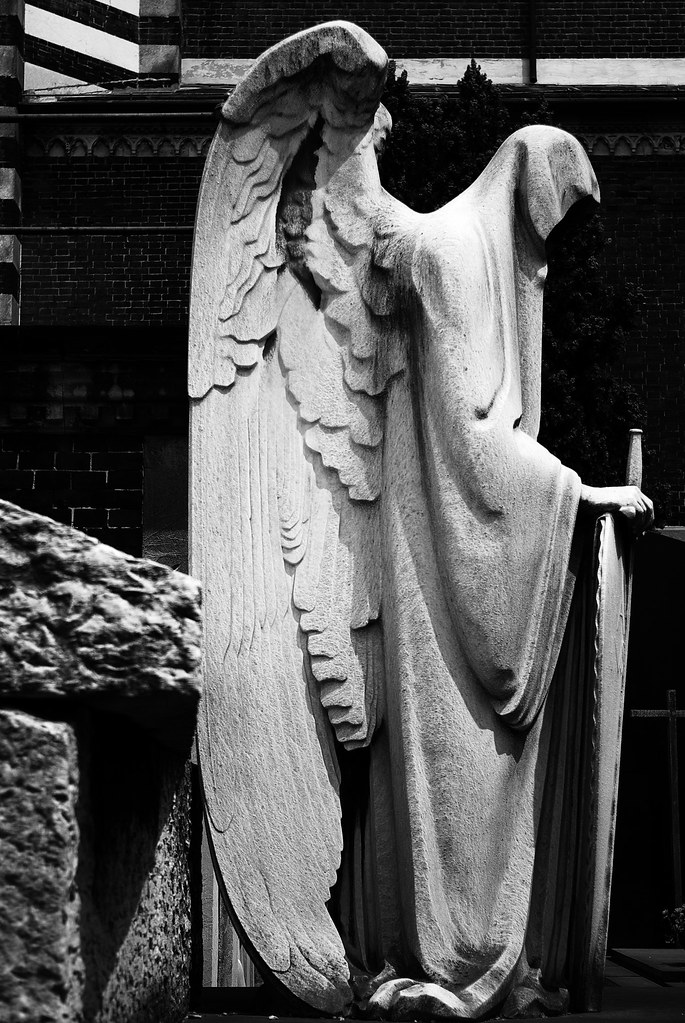Ангел смерти и поцелуй смерти.