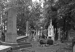 Cemeteries - Cementerios - Friedhoefe - Cimetières - Cimiteri