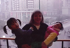 Girls and Ann in China in 2003