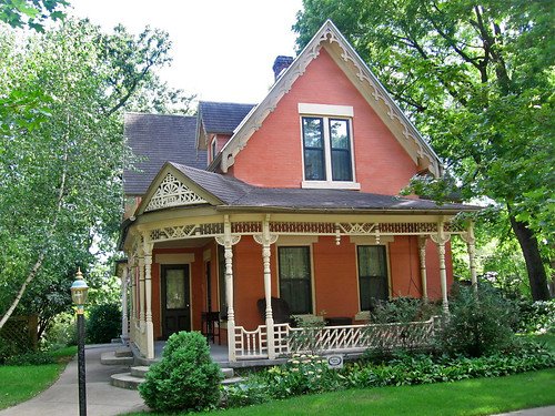 Victorian cottage house, Decorah, Iowa