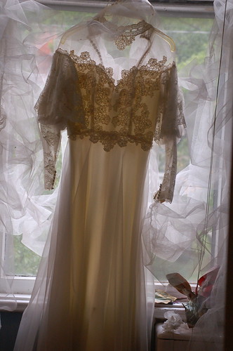 modern vintage wedding dress