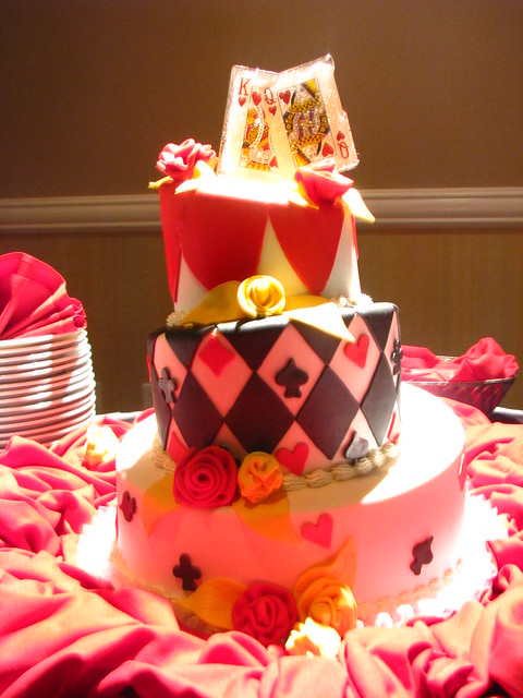vegas wedding cake