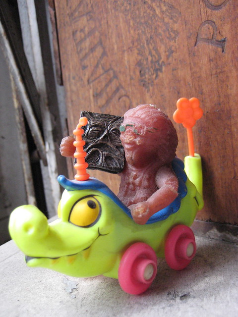  around in dragon wagons 1960s 1970s groovy toys toy hippy psychodelic 