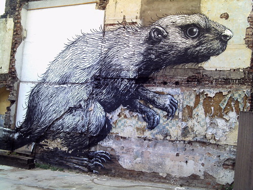 ROA Beaver in Hackney Road - 5