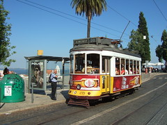 Trams de Lisbonne Ligne 28 (Photos années 2000) (Portugal)