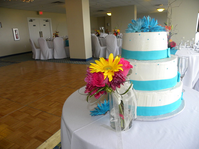 Wedding Cake Teal White