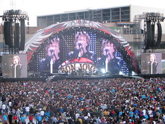 Bon Jovi Circle Tour with Kid Rock