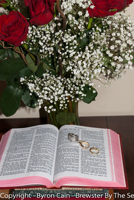 Wedding rings with Bible Roses