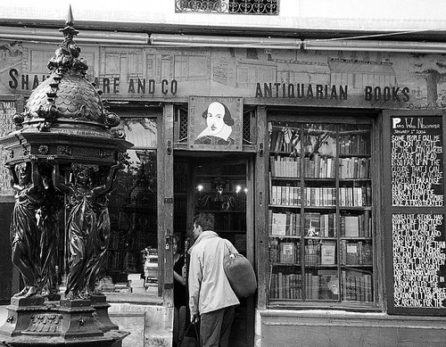 Shakespeare Bookshop, Paris by Flamenco Sun