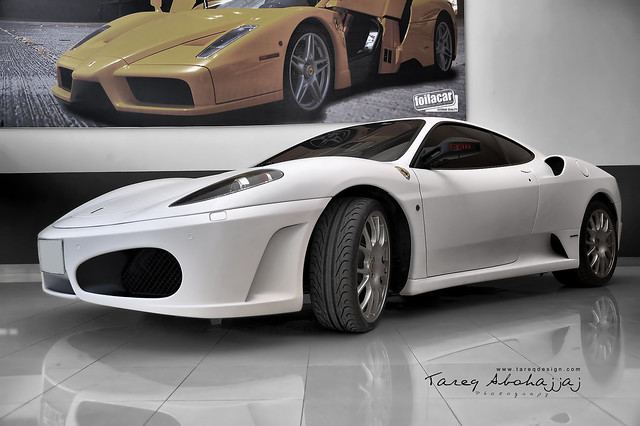 Ferrari F430 Change the body color From Gray to White Matt Carbon Fiber 3D 