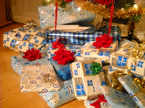 regali di Natale sotto l'albero