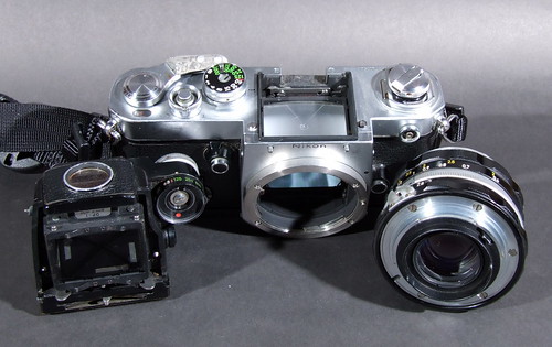 ニコン Nikon F2 Photomic 35mm #1861【付属品多数】 フィルムカメラ カメラ 家電・スマホ・カメラ 大割引