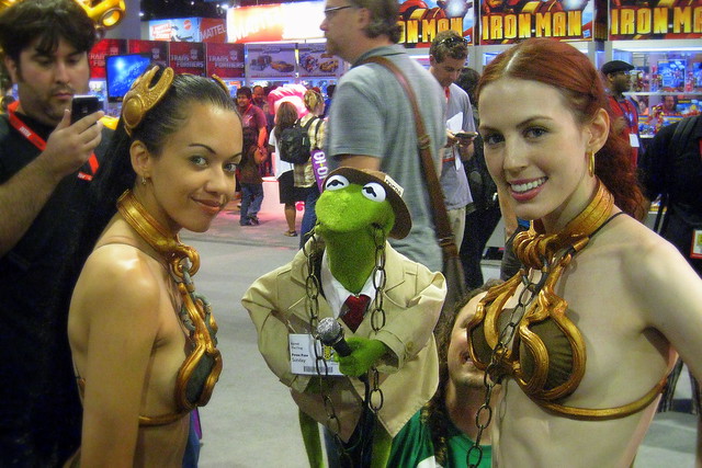 Oooh hot Slave Girls That chain tasted awful Kermit the Frog