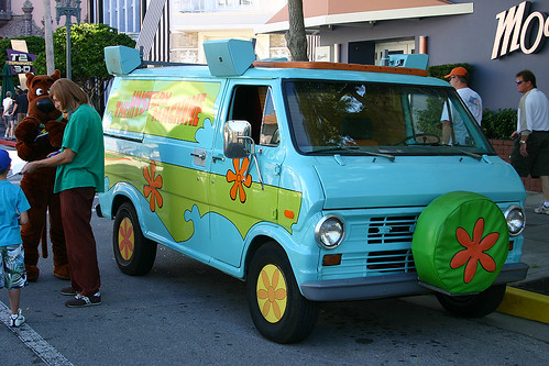 Ford Econolline Van Mystery Machine Scooby Doo Universal Studios