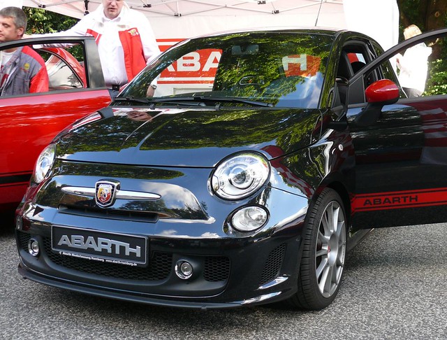 Fiat 500 Abarth black vl 2010