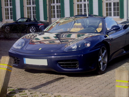 Ferrari 360 Spider und Porsche