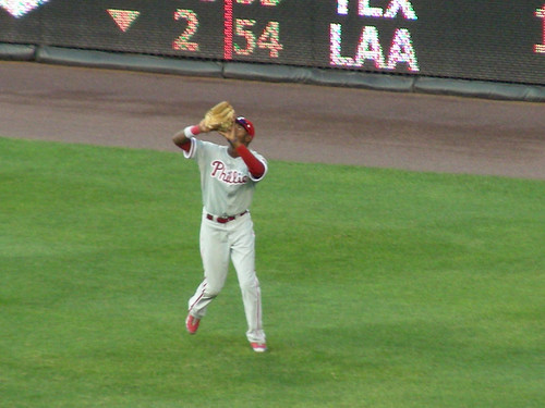 domonic brown catching a flyball
