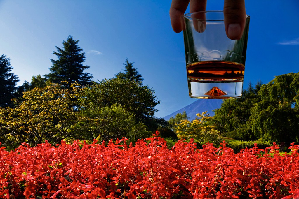 Whisky on the Rocks of Fuji