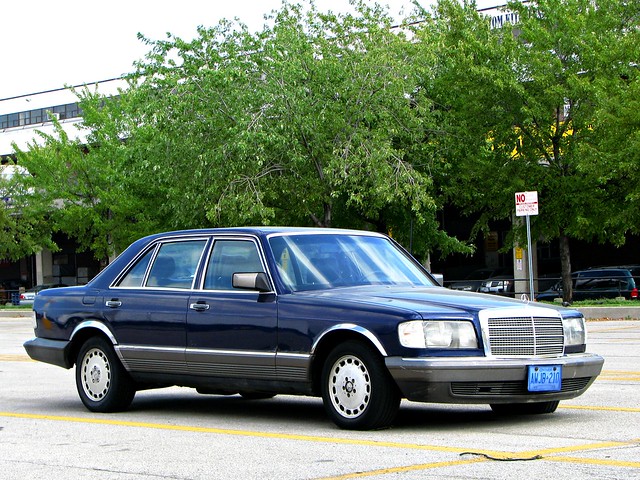 Mercedes 500 SEL Has a 50L V8 It's either a 1984 or a 1985