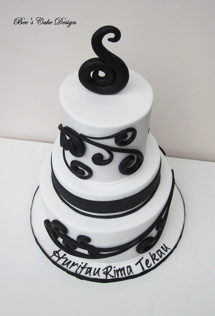 heavily used in Maori design I made this cake for Maori woman's 50th