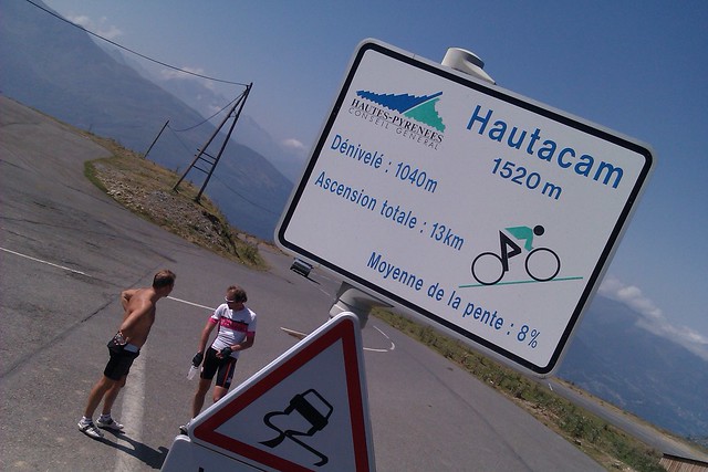 Photo: Like many Pyrenean passes there are special signs for cyclists every kilometre that count down the distance remaining and indicate the gradient ahead. 