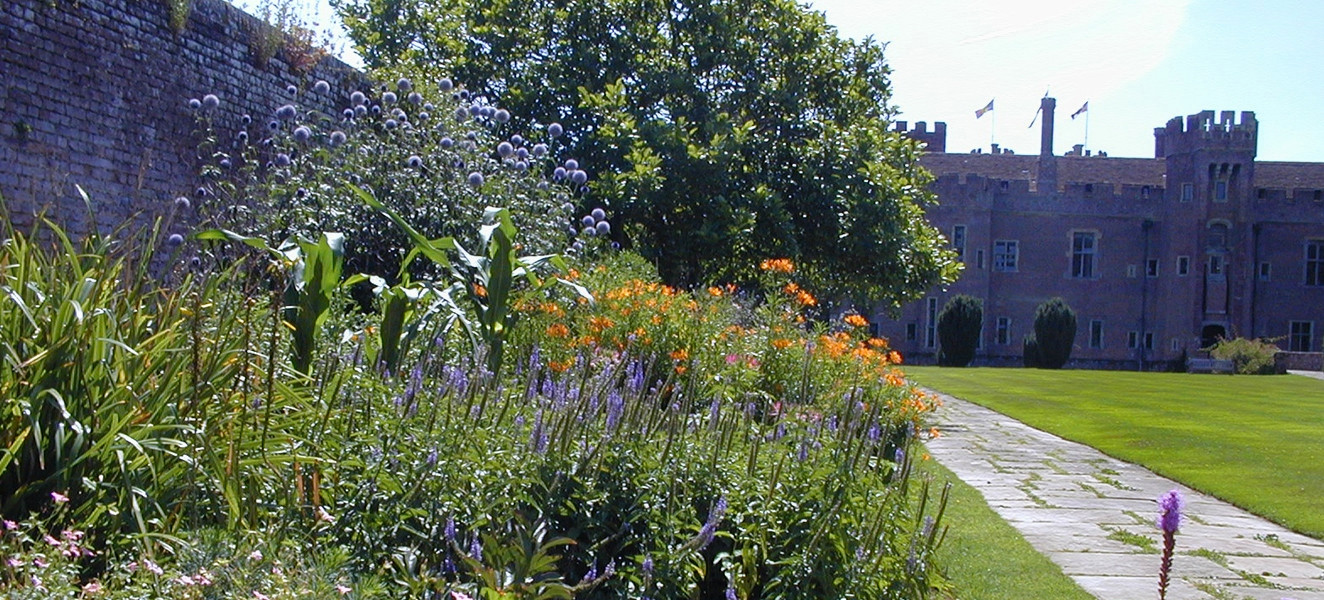 Herstmonceux Elizabethan Garden