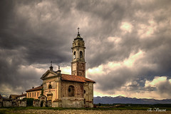 chiesa abbandonata (Italia)