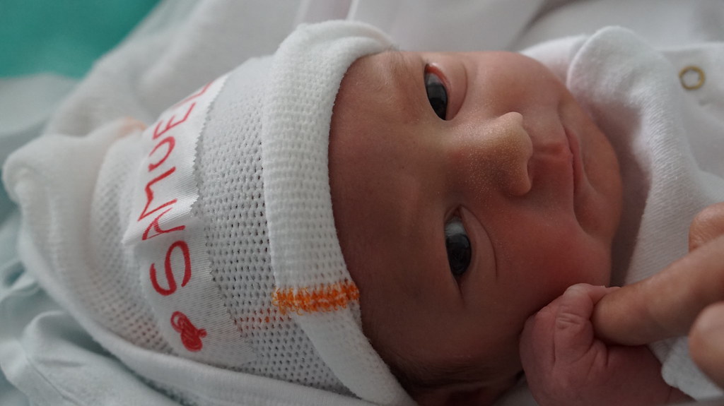 Samuel recién nacido.