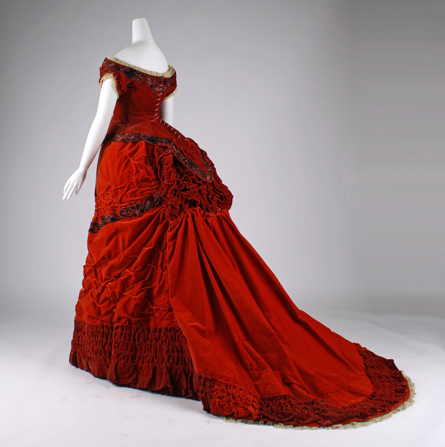 1875 Ball gown. British. Silk, cotton. metmuseum