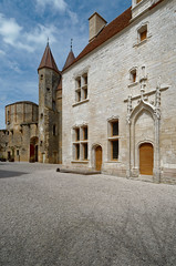 Côte d'Or - Châteauneuf en Auxois