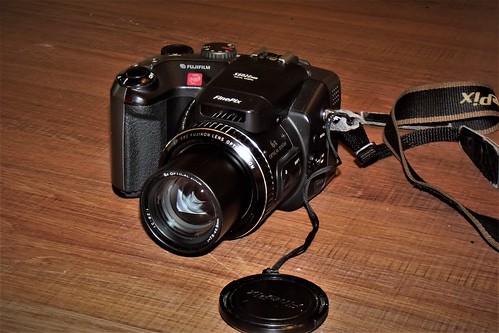 Fujifilm FinePix S602 Zoom - Camera-wiki.org - The camera encyclopedia