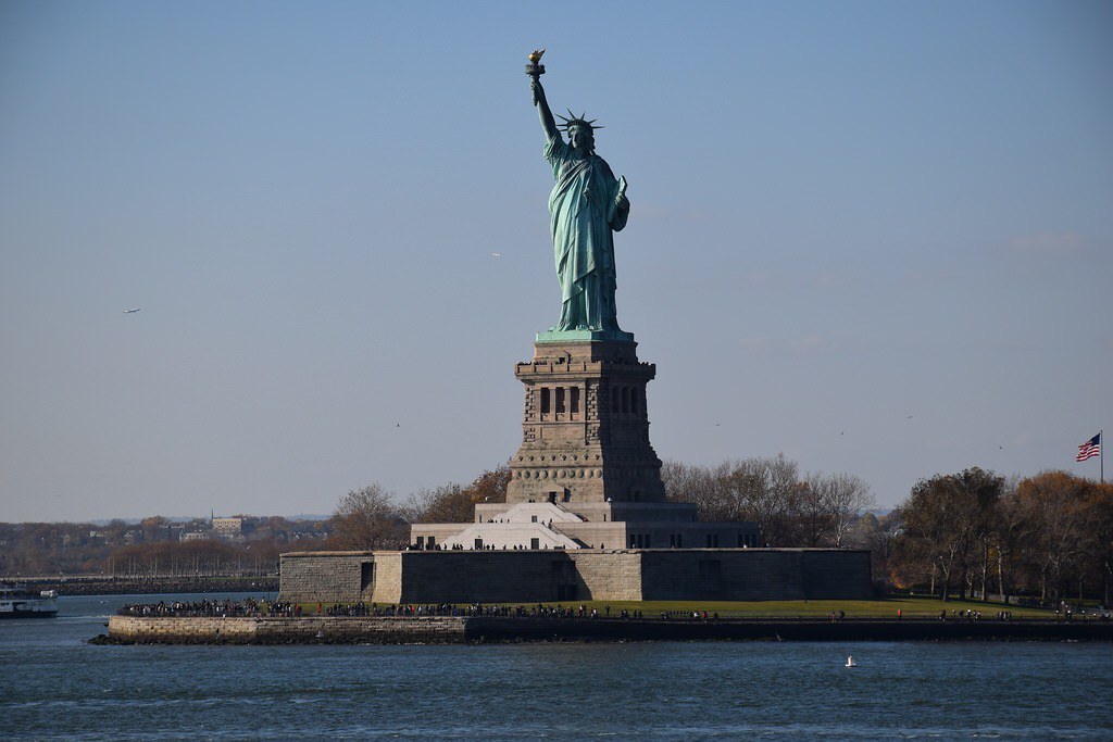 Vista de la estatua de la libertad desde el ferry.