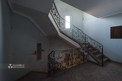 UE: Stair House