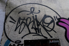 graffiti and streetart in saigon