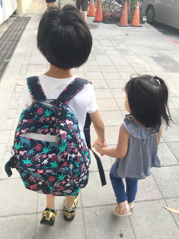 【Kipling】BACK TO SCHOOL系列 - 熱帶繽紛印花後背包