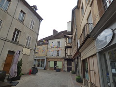 Rue Buffon, Semur-en-Auxois - Patisserie Notre Dame