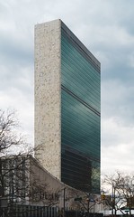 Le Corbusier - Oscar Niemeyer - Wallace Harrison. United Nations Secretariat Building