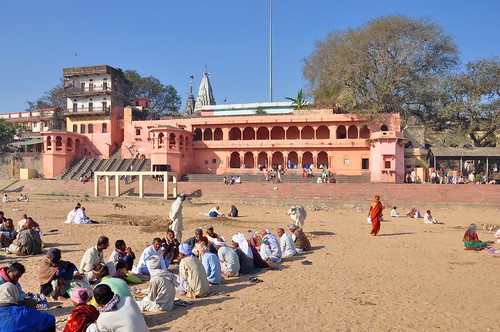 India - Bihar - Gaya - Vishnupada-Temple - Ceremony At Beach - 8