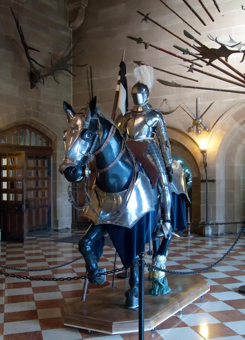 Knight at Warwick Castle. Credit Jitka Erbenová