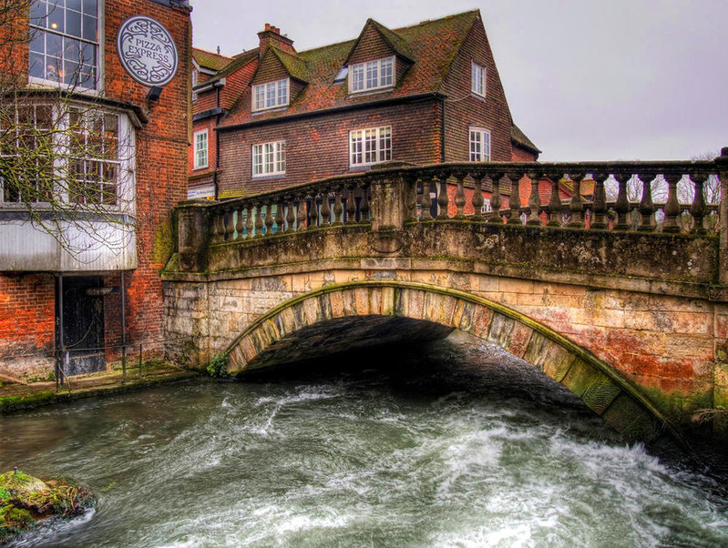 St. Swithun's Bridge Winchester. Credit Neil Howard, flickr