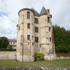 Le Donjon du Chateau de Vic-sur-Aisne